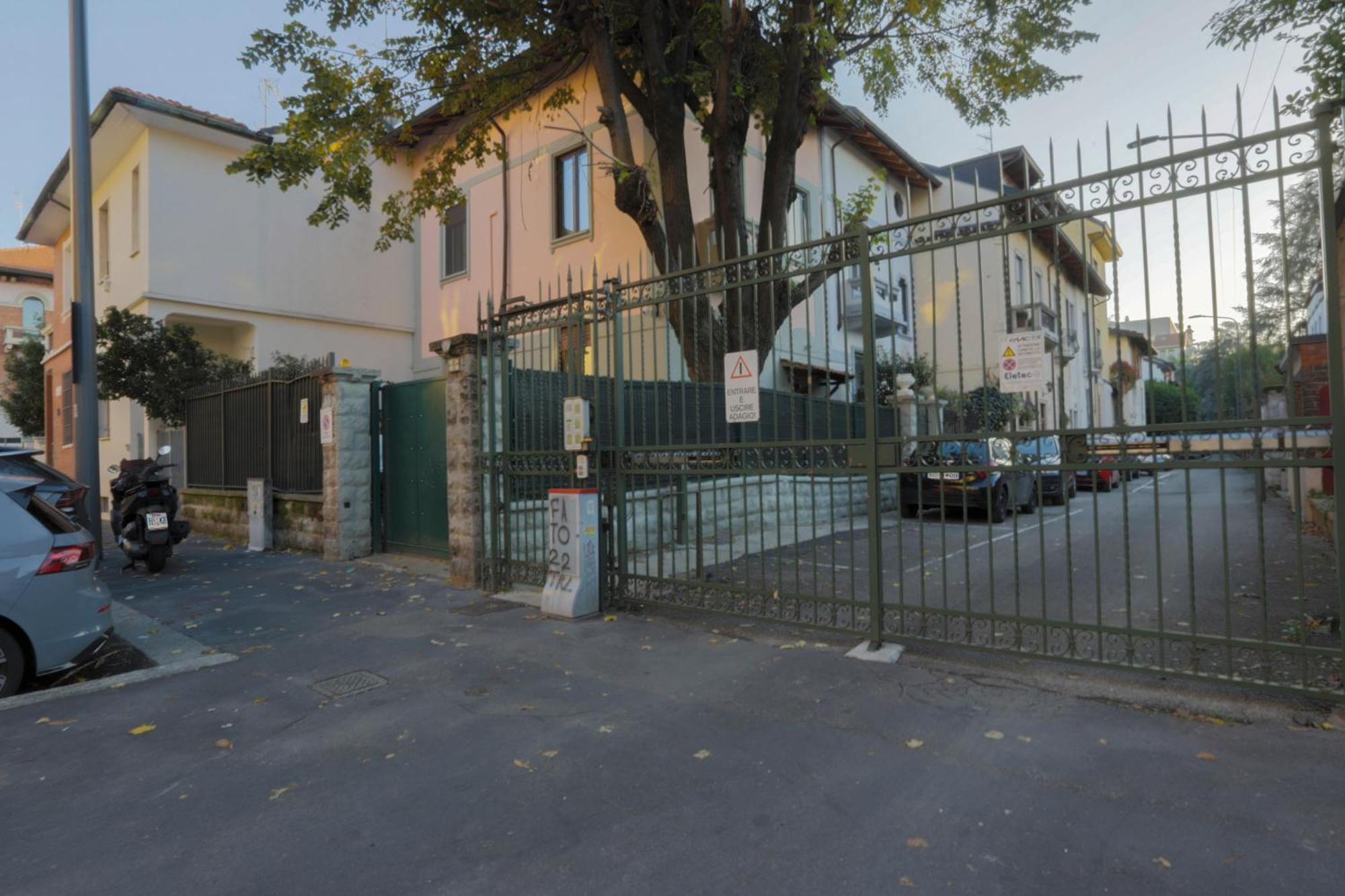 Fiera Milano-City Life Free Parking Villa Anglia' S Bridge Zewnętrze zdjęcie
